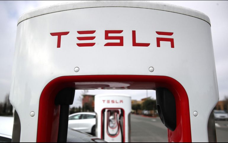 Para que sea menos costoso, Tesla dijo que sólo se venderá a través de Internet. EL INFORMADOR / ARCHIVO
