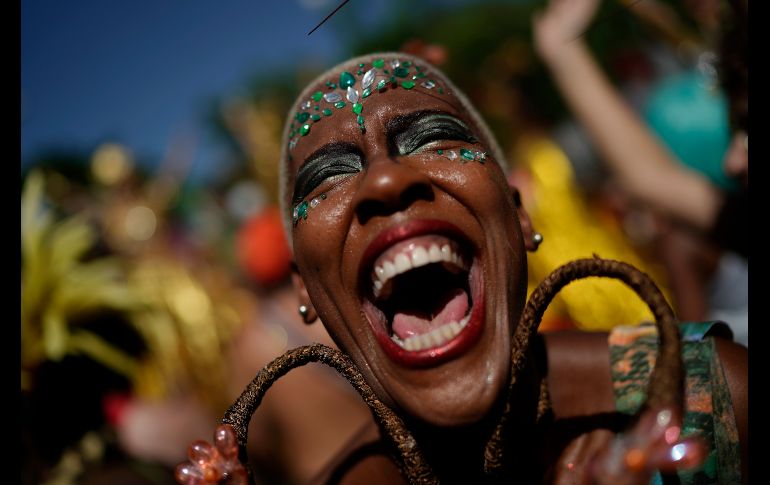 Este viernes comienza oficialmente el carnaval en Río de Janeiro, Brasil. Autoridades esperan a unos siete millones de personas en la majestuosa fiesta de cuatro días. AP / L. Correa