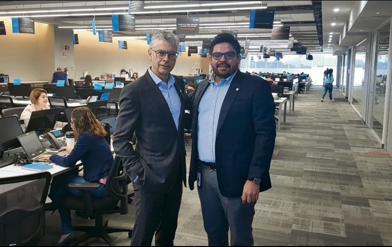 Carlos Allende y Emmanuel Cisneros, representantes  de AT&T. EL INFORMADOR / A. Gallegos