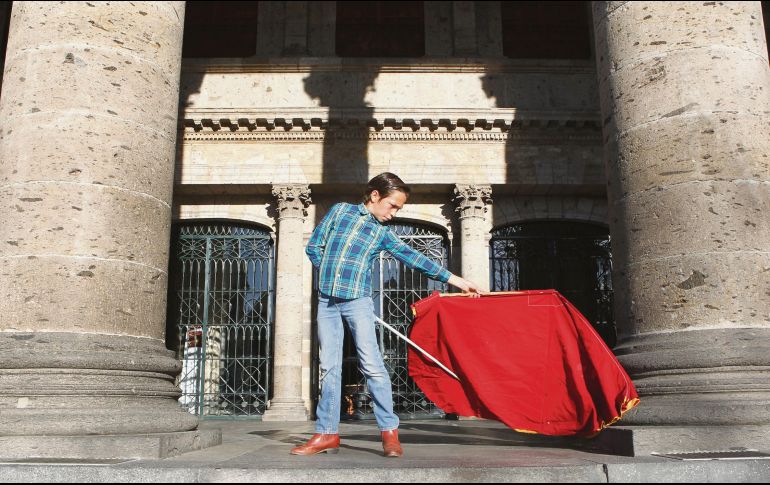 Desde su primer contacto con el mundo del toreo, Santiago López lleva el arte en las venas. EL INFORMADOR / F. Atilano