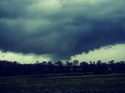 Un tornado captado a su paso por Dothan, Alabama. AFP/INSTAGRAM@Justin Merritt