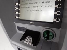 Un cajero automático de Bancomer comenzó a expulsar billetes de 500 pesos en los momentos en que un derechohabiente realizaba una operación en otra de las máquinas. EL INFORMADOR / ARCHIVO