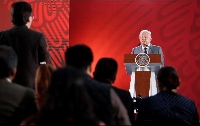Andrés Manuel López Obrador confía en que esta semana se apruebe la Guardia Nacional en los Congresos estatales y aclaró que no faltarán recursos para esta corporación. EFE / J. Méndez