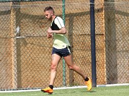 El futbolista del América dejó ver su compromiso por ganarlo todo ahora en adelante. SUN/ARCHIVO