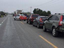 En el kilómetro 200 se realizó el cierre parcial de la carretera a partir de las 11:00 horas. TWITTER