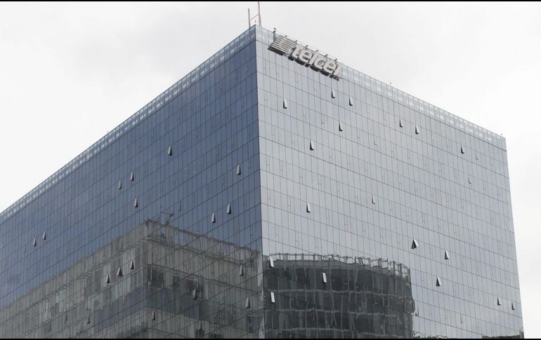 Edificio Telcel en la Ciudad de México, donde se encuentran las oficinas de América Móvil, una de las empresas que sufrieron bajas en sus perspectivas. EFE/ARCHIVO