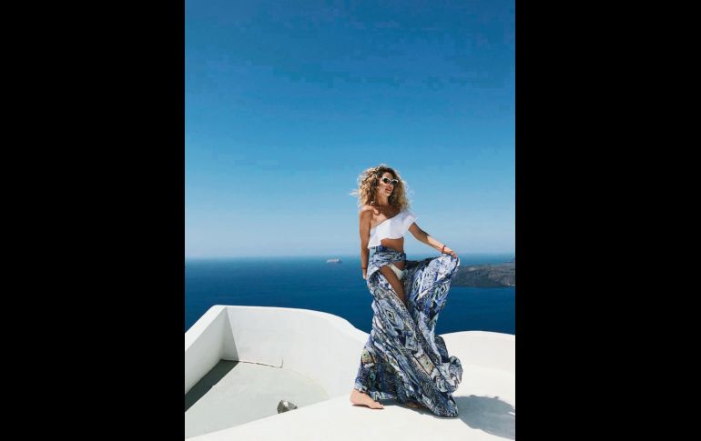 El ambiente tropical se ve coronado con este tipo de atuendo. CORTESÍA / Carla Herrera