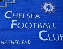 La FIFA prohibió al Chelsea fichar por dos temporadas por infringir la normativa sobre traspasos internacionales de futbolistas menores de 18 años. AFP / ARCHIVO