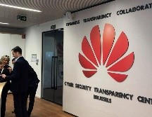 El lanzamiento se produce en medio de un choque entre EU y China sobre Huawei Technologies, el mayor productor mundial de infraestructura de telecomunicaciones para redes de 5G. AP / K. Chan
