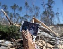 Al menos 23 personas murieron en el este de Alabama por el paso de tornados muy poderosos que también dejaron serios daños materiales. REUTERS/S. Stapleton