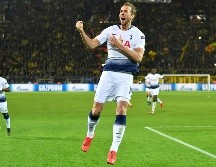 El delantero inglés Harry Kane celebra su anotación, que al final le daría el pse a su equipo. AP/B. Thissen