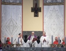 El Papa Francisco oficia una misa en la Basílica Santa Sabina con motivo del Miércoles de Ceniza. EFE/M. Brambatti