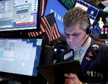 El Dow Jones cayó 133.17 unidades y llegó a 25 mil 673.46 unidades. AP / R. Drew