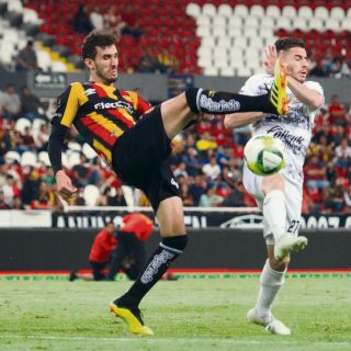 Leones Negros sale de zona de Liguilla
