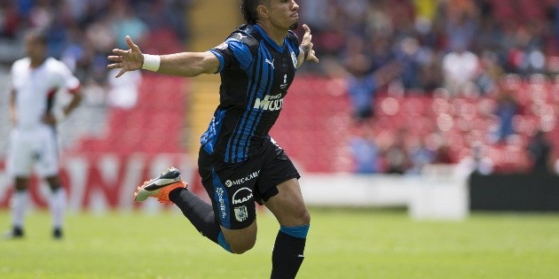 Gallos quieren salir de su crisis ante Chivas, &ldquo;un grande de M&eacute;xico&rdquo;