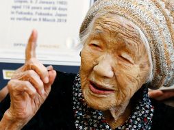 Según dice Tanaka, se suele despertar sobre las 06:00 horas. Todas las mañanas, y por las tardes, estudia matemáticas y practica caligrafía. AP / T. Kaneko