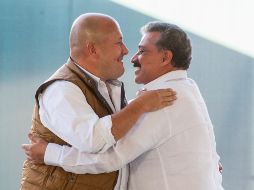 Entre aplausos, Alfaro y Lomelí manifestaron un signo de reconciliación; así terminó la gira presidencial en Guadalajara. NOTIMEX / J. Pazos