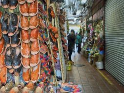 En el Mercado del Mar algunos locatarios denunciaron abusos e intimidación por parte de inspectores. EL INFORMADOR / ARCHIVO