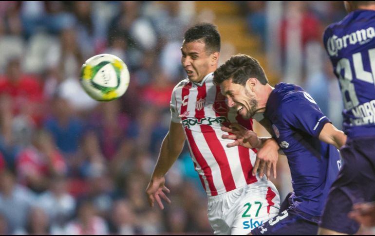 Brian Fernández sigue manteniendo a flote a la escuadra hidrocalida. MEXSPORT