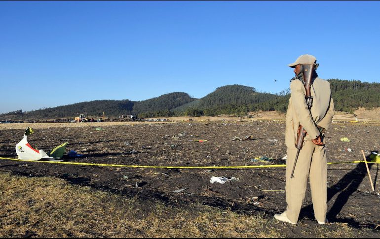 El avión Boeing 737 de Ethiopian Airlines se estrelló la mañana de este domingo causando la muerte de los 149 pasajeros y ocho tripulantes. EFE /