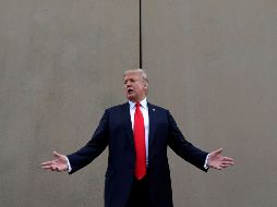 Los demócratas advirtieron que bloquearían los esfuerzos de Trump para obtener ocho mil 600 MDD para construir el muro en la frontera con México. AP / ARCHIVO