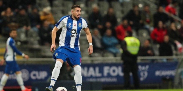 Representante de H&eacute;ctor Herrera desmiente trato con el Atl&eacute;tico