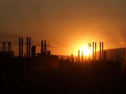 Arturo Herrera, de la SHCP, indicó que se va a retrasar el proyecto de construcción de la refinería Dos Bocas en Tabasco y que el dinero asignado se va a usar para impulsar la producción en Pemex. NTX / ARCHIVO