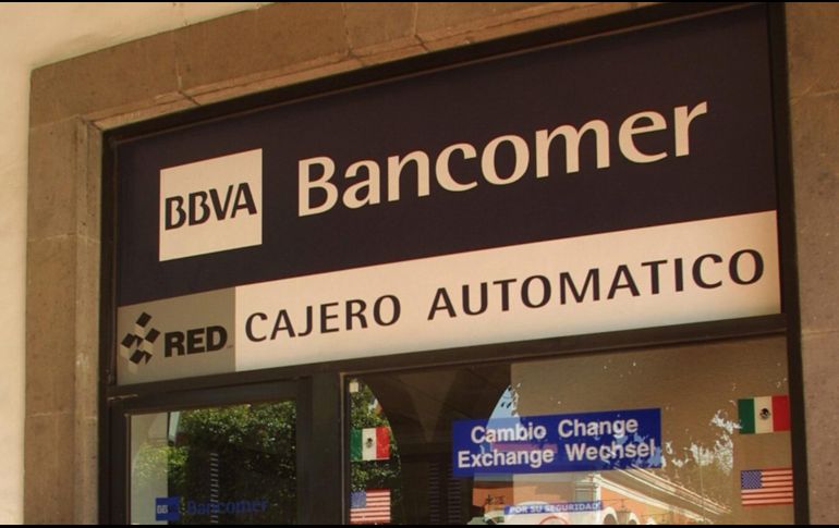 Se planea que la población mexicana cada vez ultilice menos efectivo y todo sea electrónico. EL INFORMADOR / ARCHIVO