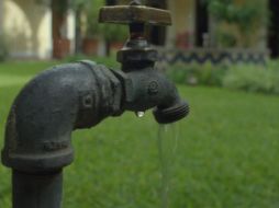 La falta del líquido es una realidad, por lo que se planea elaborar estrategias para conservarla y evitar que se contamine la que se tiene. EL INFORMADOR / ARCHIVO