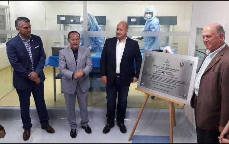 Alfaro asistió a la inauguración del Banco multitejido y del Laboratorio de inmunohistoquímica y biología molecular en el Hospital Civil de Guadalajara. EL INFORMADOR / Y. Mora