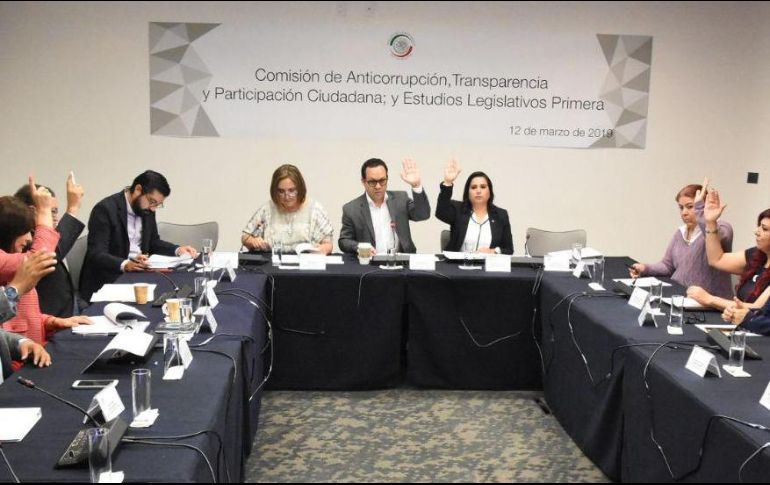 Muerte Civil a funcionarios corruptos es aprobada en comisiones del Senado