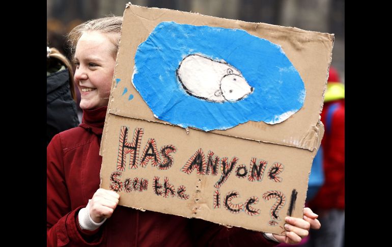 Esta es la segunda gran marcha contra el cambio climático que organizan los alumnos de institutos holandeses en menos de un mes. AFP/ K. Van Weel