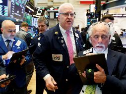 El parqué neoyorquino registró importantes subidas y bajadas a lo largo de la jornada, pero finalmente cerró sin destacadas alteraciones. EFE/J. Lane