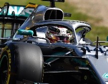 Hamilton registró una vuelta de un minuto, 23.599 segundos, 38 milésimas menos que el alemán Sebastian Vettel, de Ferrari. AFP/P. Parks