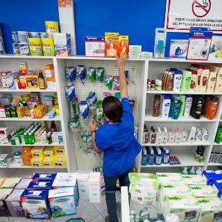 Pide Canacintra licitación nacional para la compra de medicamentos