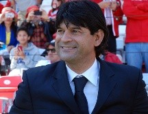 Tras perder contra el América, los aficionados se molestaron por la dirección de José Cardozo. EL INFORMADOR / ARCHIVO