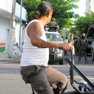 Reportan presencia de marinos en Tequesquitlán