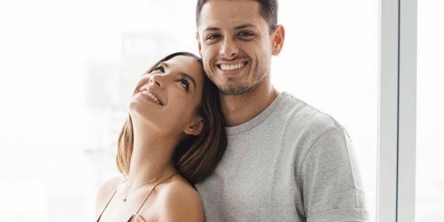 "Chicharito" Hern&aacute;ndez por fin revela el sexo de su hijo