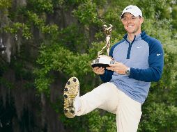 Rory McIlroy celebró de manera peculiar su primera victoria en el Players Championship. AFP