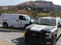 De acuerdo con paramédicos municipales, quienes confirmaron el deceso, el cadáver presentaba al menos un balazo a la altura del pecho. ESPECIAL/