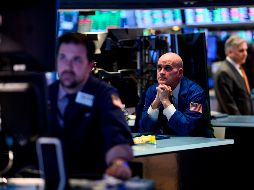 El NYSE Composite sube 59.18 puntos, al colocarse en 12 mil 840.60 unidades; en tanto el Standard & Poor´s 500 muestra un alza de 12.12 puntos, al operar en dos mil 845.06 unidades. AFP / J. Eisele