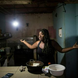 Apagón afecta de nuevo a varios estados de Venezuela