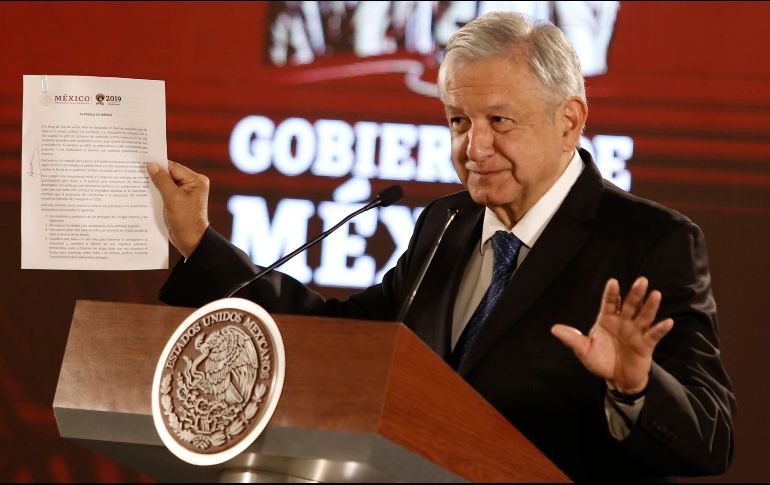 ¿Por qué AMLO se comprometió por escrito a no buscar la reelección como Presidente de México?