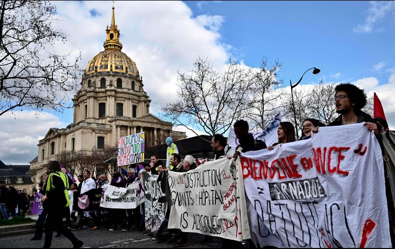Las manifestaciones se dan un día después de que el Gobierno prohibiera las marchas en París. AFP/P. López