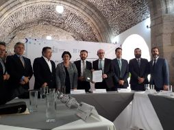 Debido a esta problemática, la STPS estatal y la Contraloría estatal, encabezaron este miércoles la firma de un convenio para atacar la corrupción en la dirección de inspección laboral del organismo. TWITTER/ @garzamarin