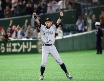 En una declaración escrita difundida tras el juego, el jardinero señaló que ''he logrado hacer realidad muchos de mis sueños en el beisbol, en mi carrera en Japón y, desde 2001, en las Grandes Ligas''. AP / K. Sasahara