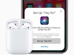 Los nuevos AirPods tienen un precio de 159 dólares en la versión sin cargador inalámbrico, mientras que la que incorpora esta posibilidad, cuesta 199 dólares. EFE / Apple