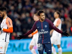Neymar corre el riesgo de perderse tres o más juegos de la Champions League. AP/Archivo