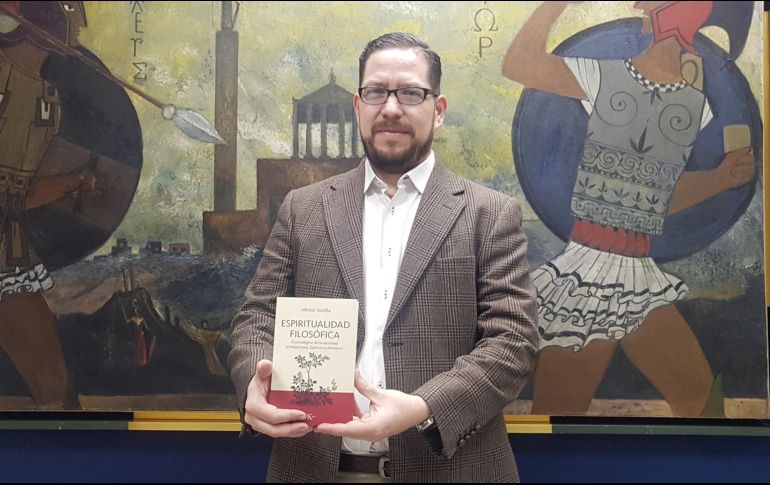 Héctor Sevilla presentará el 6 de abril su más reciente libro: ““Espiritualidad filosófica”. EL INFORMADOR/E. Esparza