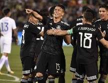 ''Es pronto para echar las campanas al vuelo, hay muchos jugadores jóvenes de mucho talento y a nosotros que tenemos un poco más de tiempo aquí nos toca apoyarlos para que encuentren la manera'', dice el central. MEXSPORT